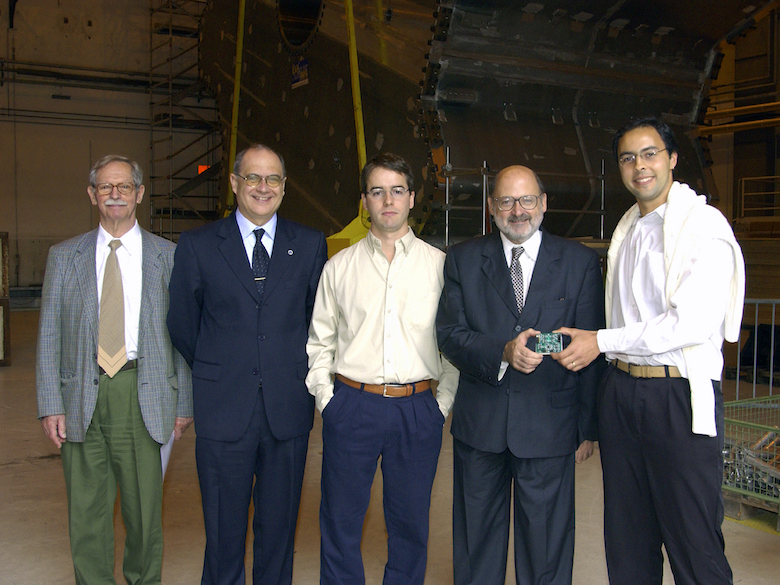 André with the Brazilian Science Minister at CERN, July 23rd., 2002